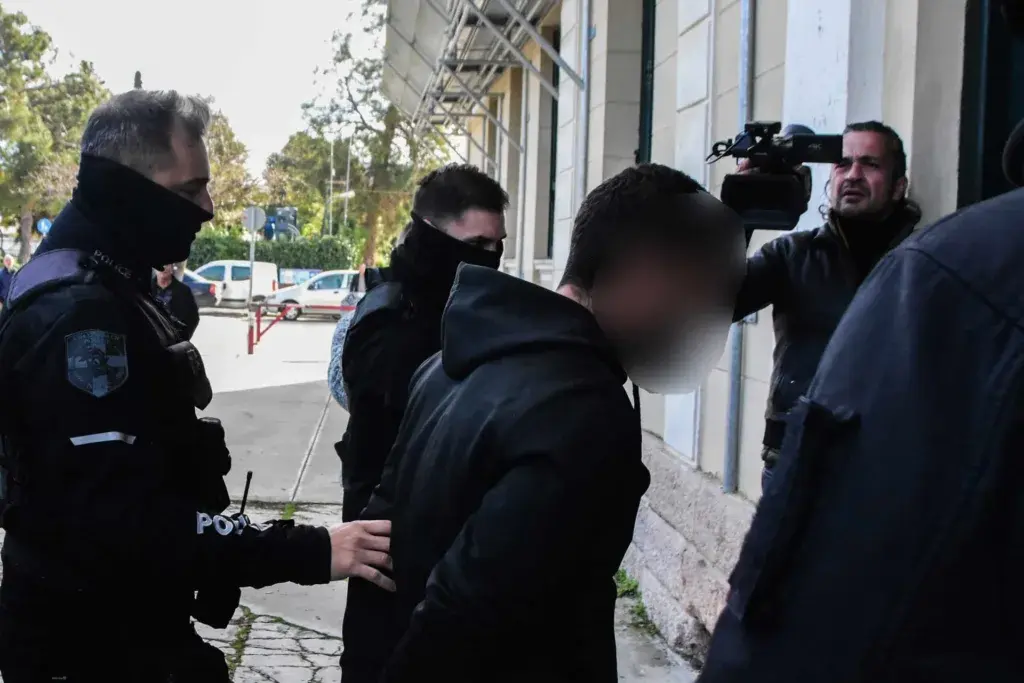 Άργος: Προφυλακιστέος κρίθηκε ο 34χρονος – Το χρονικό της επίθεσης στην σύζυγο του [Βίντεο]