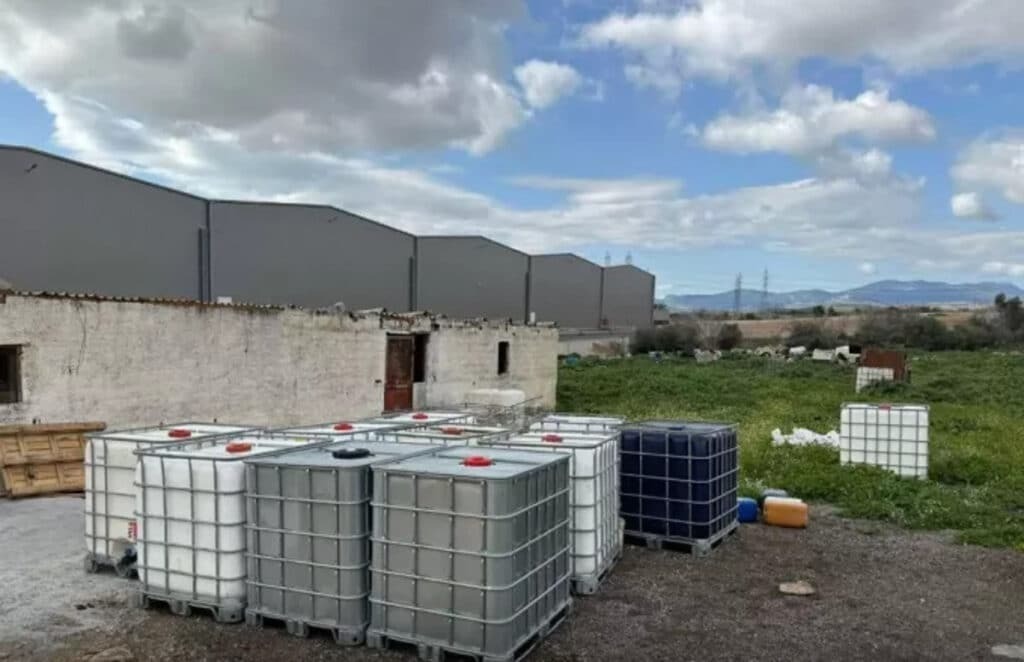 Θεσσαλονίκη: Σύλληψη 20 ατόμων για διακίνηση νοθευμένων καυσίμων – ποτών από την Βουλγαρία
