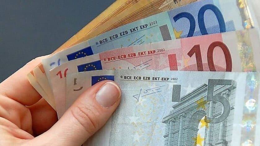 e-ΕΦΚΑ-ΔΥΠΑ: Ποιοι πληρώνονται από αύριο έως Παρασκευή