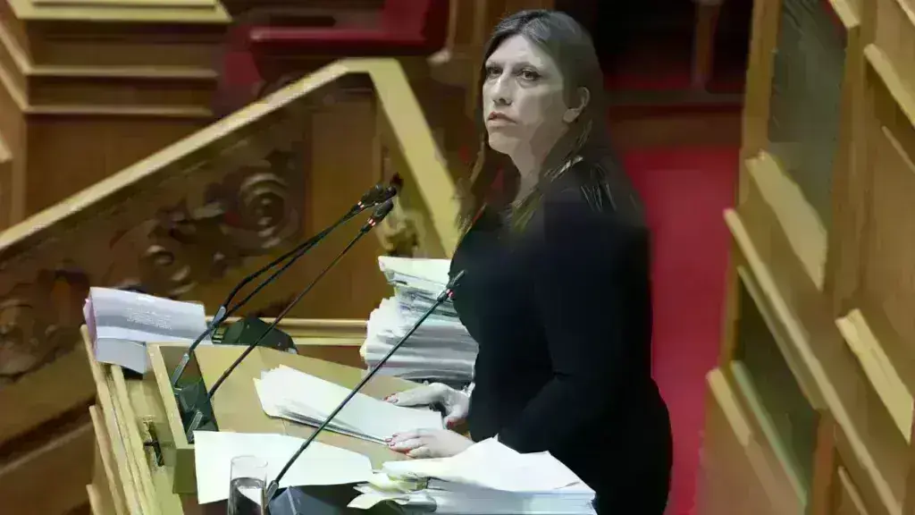 Πρόταση δυσπιστίας – Κωνσταντοπούλου: Μπαζώσατε τον χώρο γιατί ξέρατε τι μετέφερε η εμπορική α