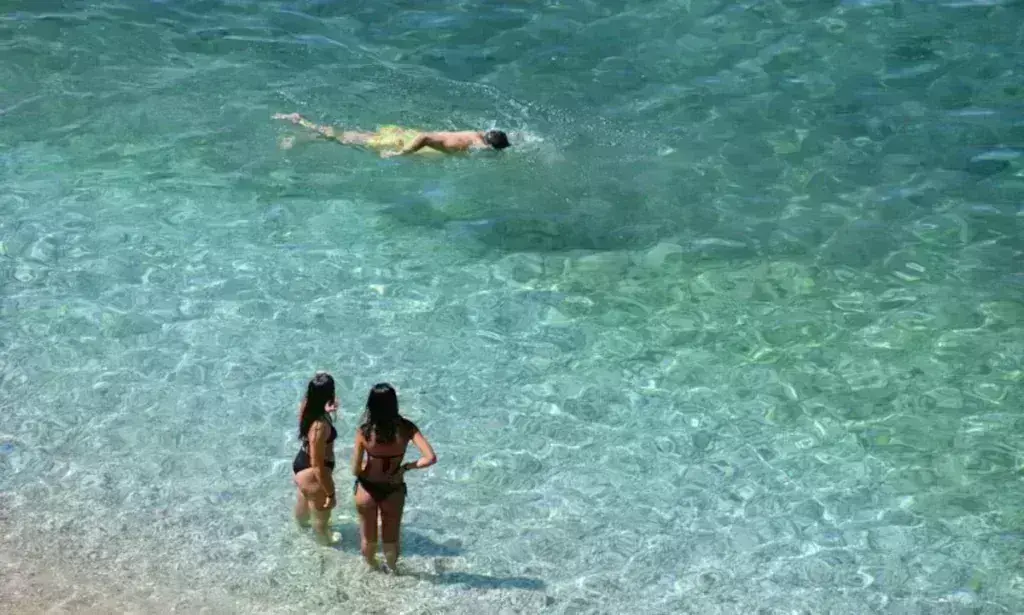 Θα μας τρελάνει ο καιρός: «Παράδεισος» το Σαββατοκύριακο… Σαχάρα από Δευτέρα [Βίντεο]