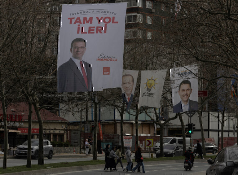 Δημοτικές εκλογές στην Τουρκία: Tο βλέμμα στη «μάχη» της Κωνσταντινούπολης