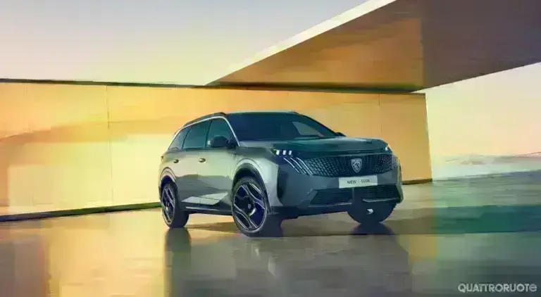 H Peugeot ανεβάζει τον πήχη σε όλους τους τομείς με το νέο 5008