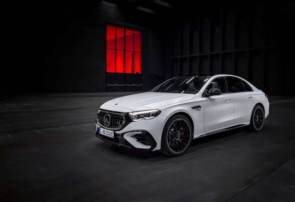Mercedes-AMG E53: Η απόλυτη υβριδική μπερλίνα των 612 ίππων