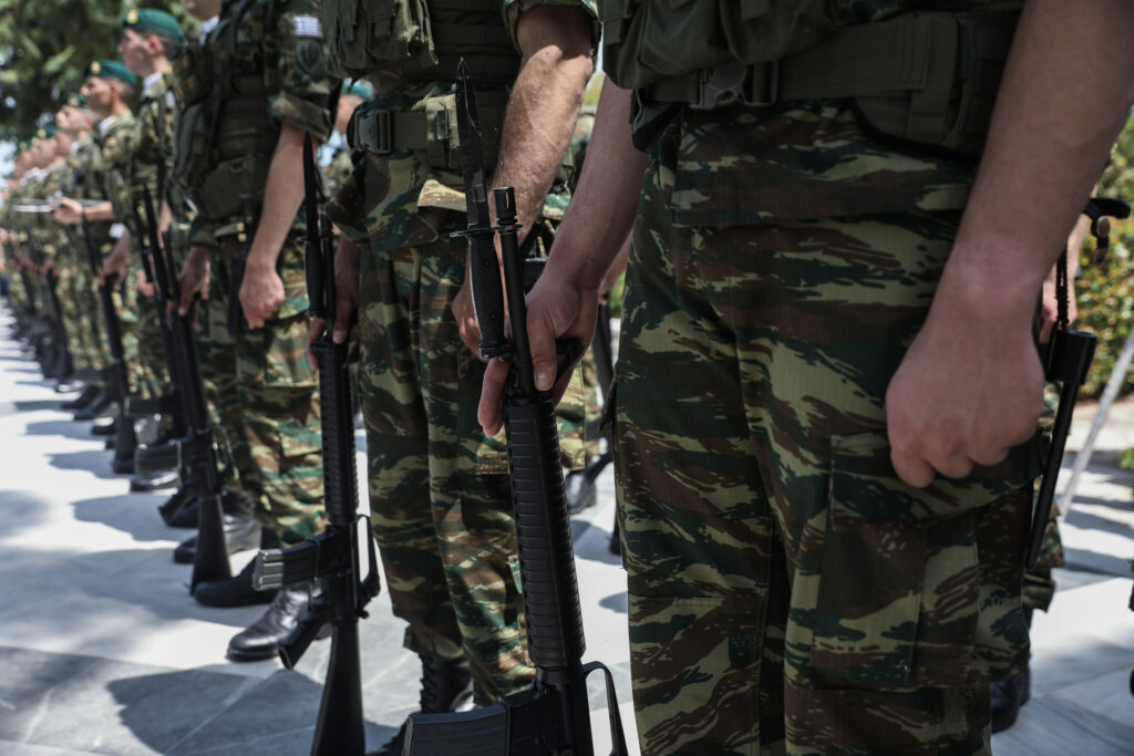 Στρατιωτική θητεία: Το χρονοδιάγραμμα των αλλαγών – Δείτε βίντεο