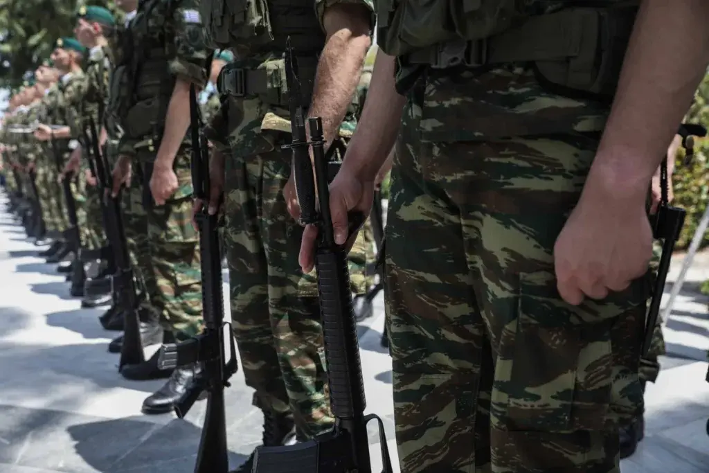 Στρατιωτική θητεία: Το χρονοδιάγραμμα των αλλαγών – Δείτε βίντεο