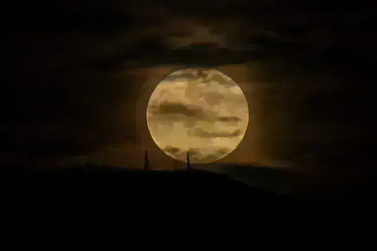 πανσέληνος