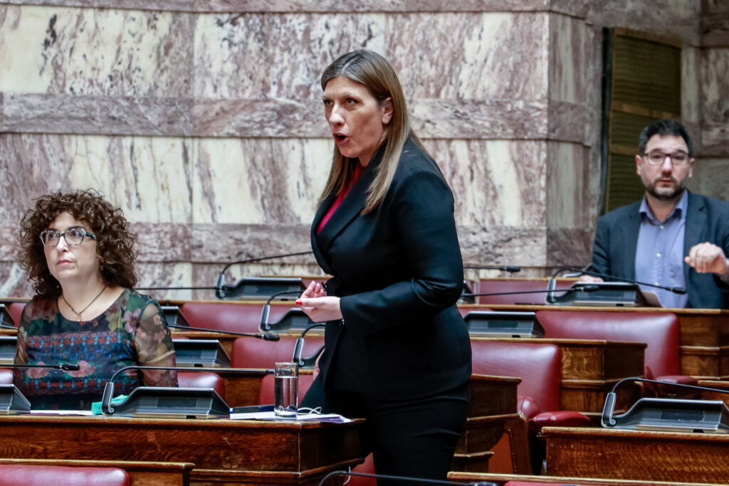 Η Κωνσταντοπούλου προκάλεσε χαμό στην Εξεταστική για τα Τέμπη