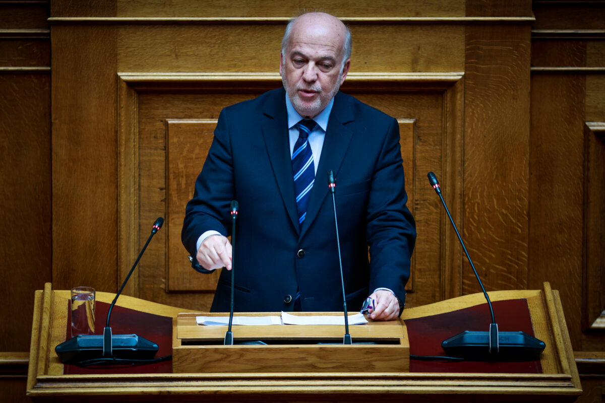 Ο Γιώργος Φλωρίδης στη Βουλή