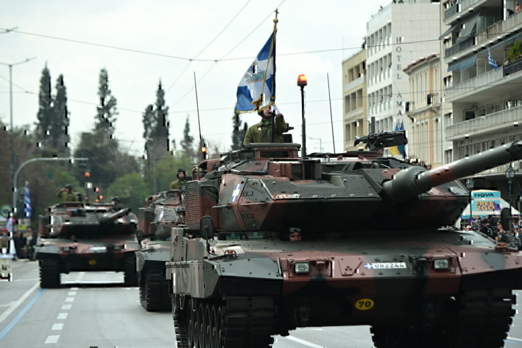 25η Μαρτίου: Η στρατιωτική παρέλαση στην Αθήνα – Δείτε φωτογραφίες και βίντεο