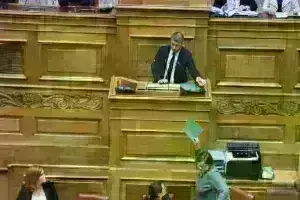 Νίκος Ανδρουλάκης - Πρόταση δυσπιστίας