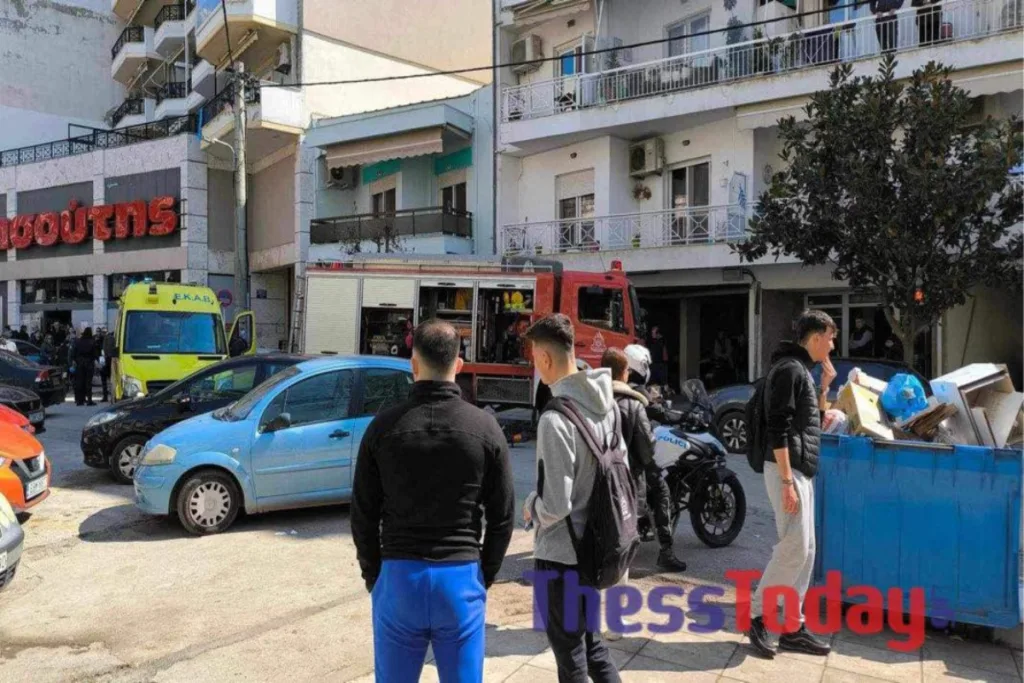 Αλεξανδρούπολη: Φωτογραφία με τη φανέλα του ΠΑΟΚ πήγε να βγάλει ο 15χρονος που έπεσε από ταράτσα 