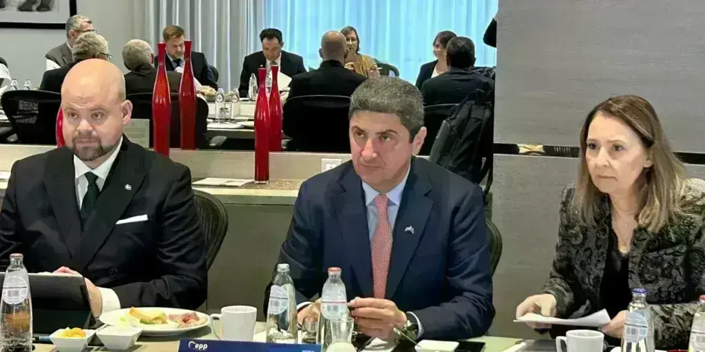 Αυγενάκης: «Τα αργά αντανακλαστικά της Ευρώπης δεν ανταποκρίνονται στα προβλήματα των αγροτών»