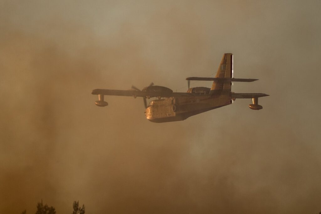 Κεφαλογιάννης: Η μάχη με την κλιματική κρίση δεν έχει σύνορα – Συνδράμουμε με δύο Canadair και 20 δασοκομάντος σε Πορτογαλία και Ισπανία