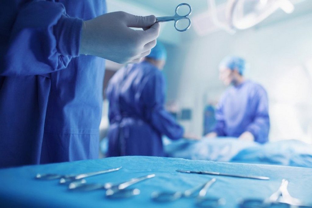 Τι αποκάλυψε ο πρόεδρος του Πανελλήνιου Ιατρικού Συλλόγου – Τα 50.000 επιδοτούμενα απογευματινά χειρουργεία και η νέα πραγματικότητα