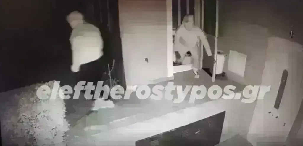 Εκάλη: Ελεύθερα τα μέλη της σπείρας που ξάφριζαν σπίτια – Το αποκλειστικό βίντεο του Elefthero