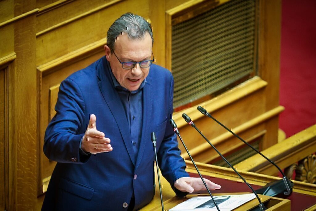 Φάμελλος: Πάρτι στις απευθείας αναθέσεις – Λεφτόδεντρα στις αυλές των καρτέλ