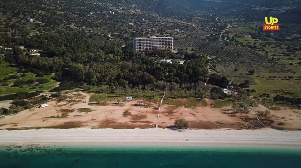 Hotel Saladi: Το ξενοδοχείο που έμεινε στην ιστορία για τα όργια – Οι γυμνιστές, οι ταινίες και οι αντιδράσεις [βίντεο]