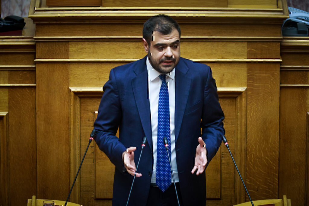 Πρόταση Δυσπιστίας – Μαρινάκης: Προσυνεννόηση ΠΑΣΟΚ και ΣΥΡΙΖΑ η κατάθεση της