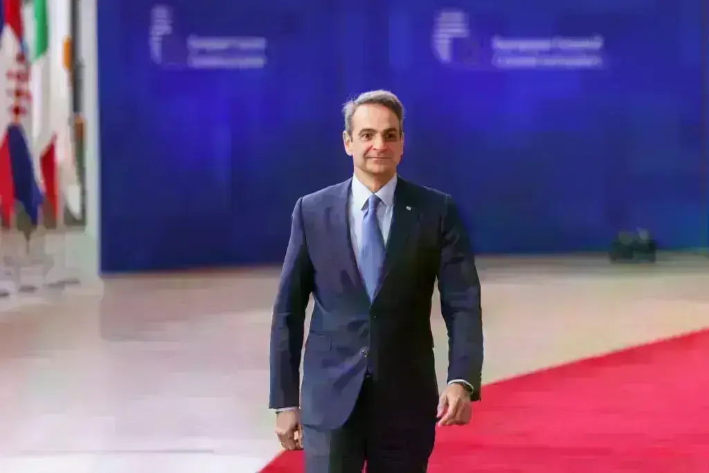 Σύνοδος Κορυφής-Μητσοτάκης: «Ήρθε η ώρα της έκδοσης ευρωομολόγου για την αμυντική θωράκιση» - Τι θα συζητήσουν οι «27»