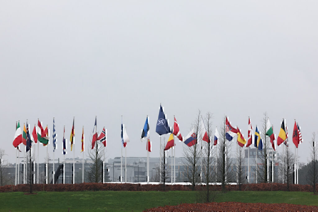 Το NATO εξετάζει το ενδεχόμενο να καταρρίπτει πυραύλους της Ρωσίας αν πλησιάζουν κράτη-μέλη του