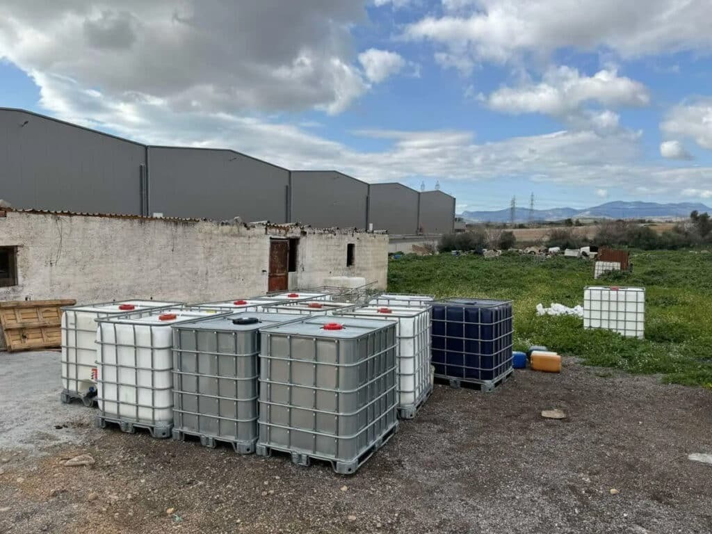 Εξαρθώθηκε εγκληματική οργάνωση νόθευσης καυσίμων και ποτών