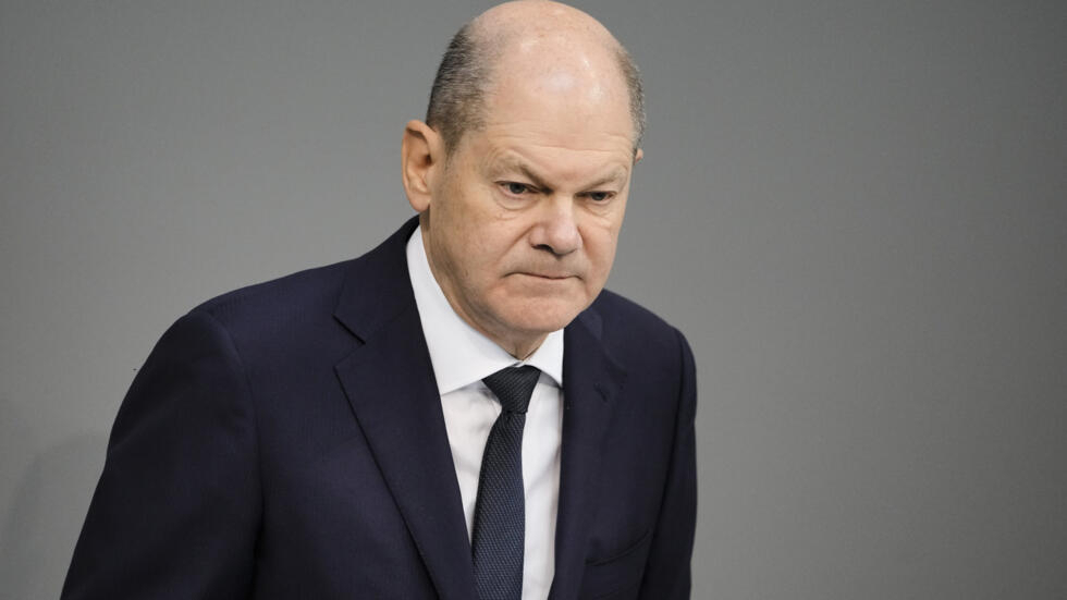 Σολτς: Η Ευρώπη πρέπει να συνεχίσει τη στήριξη στην Ουκρανία και να λάβει κοινή θέση στη Μέση Ανατολή