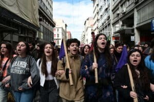 Εννέα προσαγωγές από το εκπαιδευτικό συλλαλητήριο