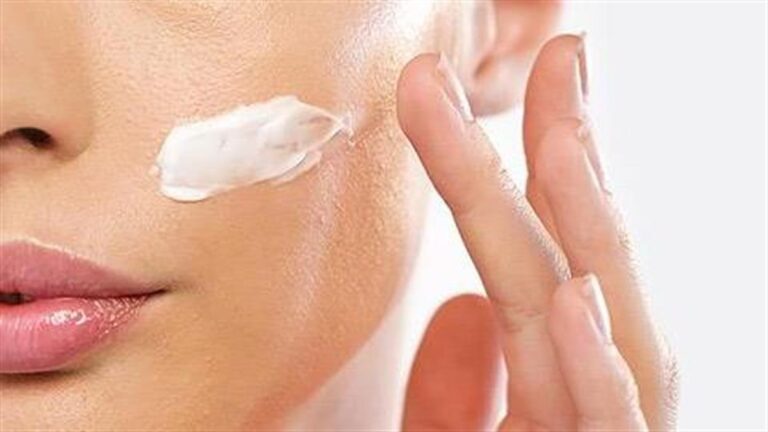 Kαρκινογόνες ουσίες σε προϊόντα της Estee Lauder – Ανιχνεύθηκε βενζόλιο 800 φορές πάνω από το όριο