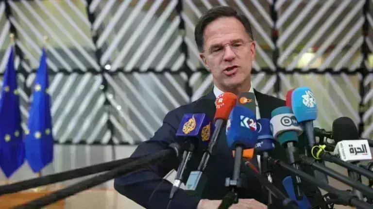 Σύνοδος Κορυφής: Ρούτε: Η Ολλανδία δεν συμφωνεί με την έκδοση ευρωομολόγων για την Άμυνα