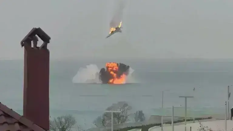 Ρωσικό μαχητικό αεροσκάφος SU-35 συνετρίβη στην Κριμαία [Βίντεο]