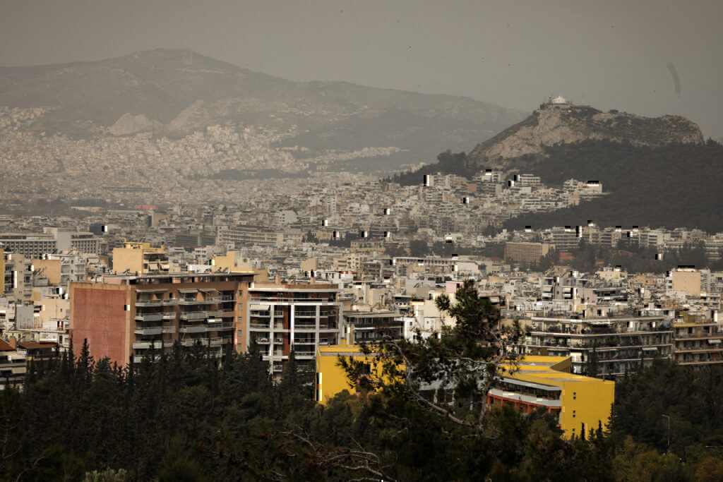 Βασιλακόπουλος για αφρικανική σκόνη: Τι πρέπει να προσέξουν οι ευπαθείς ομάδες [Βίντεο]