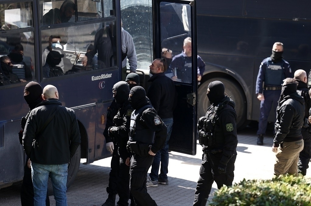 Θεσσαλονίκη: Ελεύθεροι και οι 49 συλληφθέντες του ΑΠΘ – Ένταση στα δικαστήρια