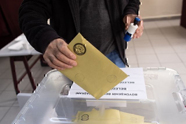 Δημοτικές εκλογές στην Τουρκία: Απαγορεύσεις προπαγάνδας και ώρες διεξαγωγής