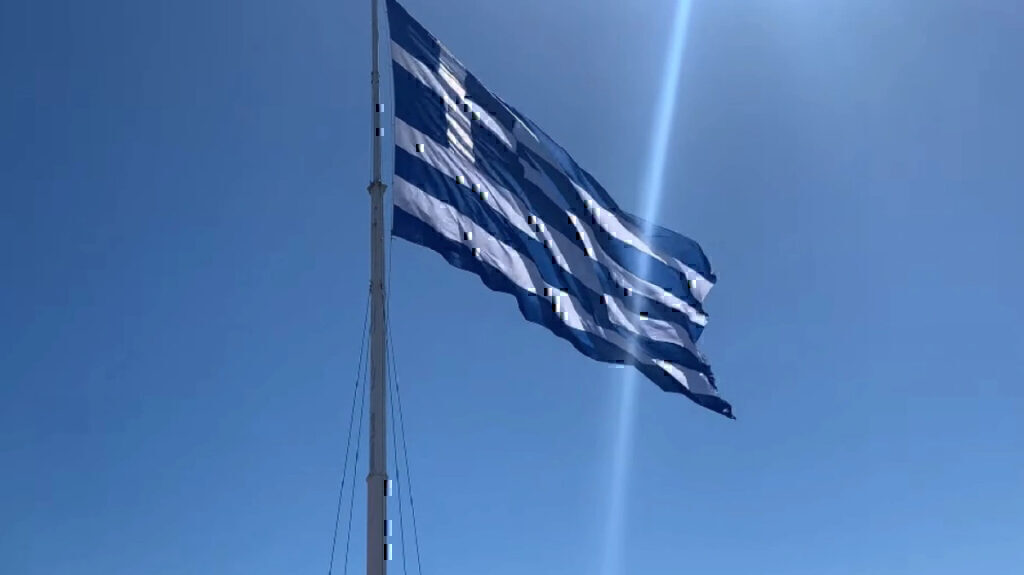 25η Μαρτίου – Χίος: Υψώθηκε στο λιμάνι μια τεράστια ελληνική σημαία