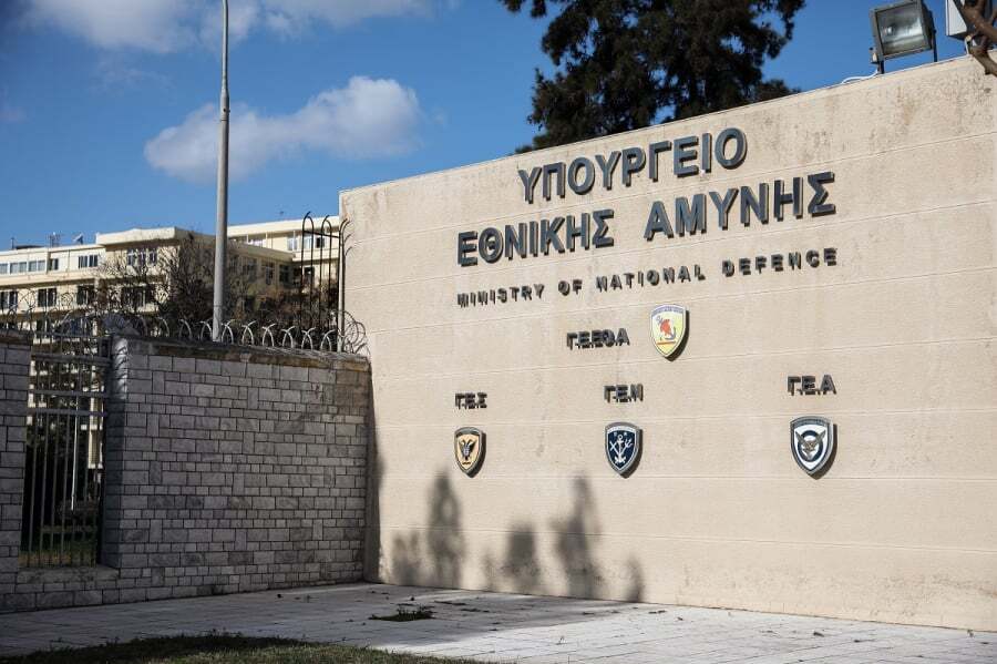 Διευκρινήσεις ΥΠΕΘΑ: Καμία συμμετοχή Ελλήνων αξιωματικών στον πόλεμο της Ουκρανίας