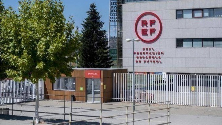 Ισπανία: «Εφοδος» της αστυνομίας στα γραφεία της ομοσπονδίας
