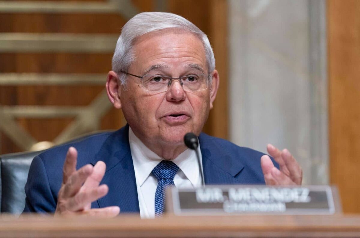 Μπομπ Μενέντεζ