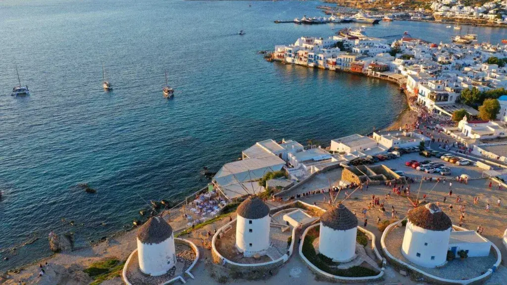 Εξωφρενική αγγελία στη Μύκονο: Δείτε πόσο νοικιάζεται μία γκαρσονιέρα – Η… περίεργη σημε