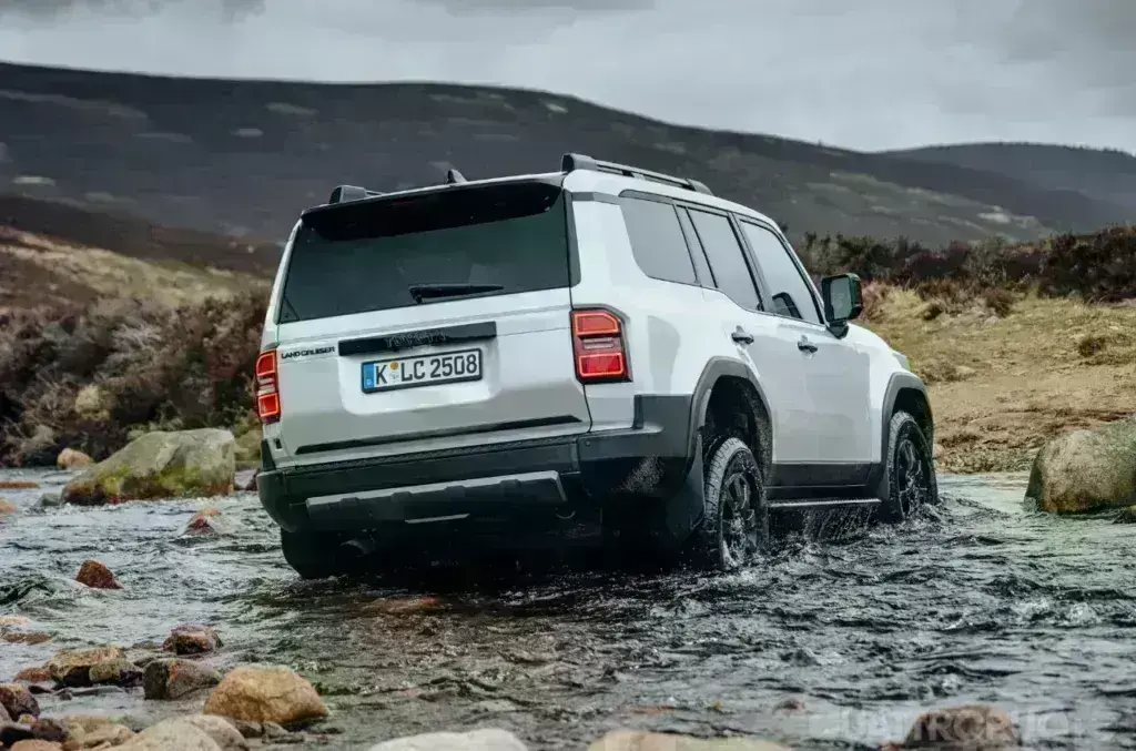 Νέο Toyota Land Cruiser με δυνατότητα έλξης έως 3,5 τόνους