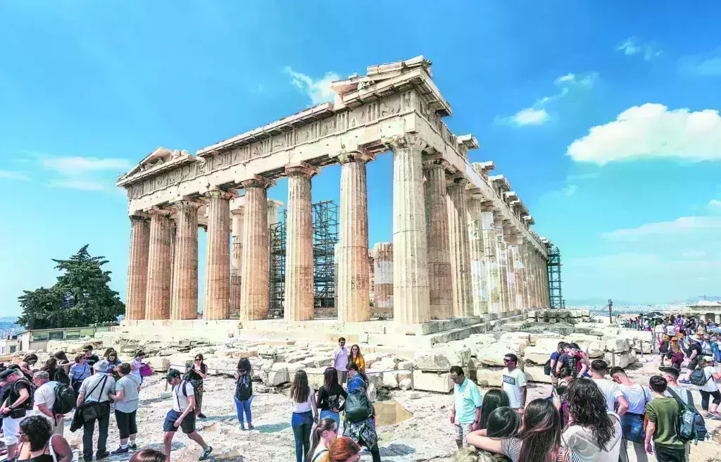 Δωρεάν ταξίδι στην Ιστορία με οδηγό τα μνημεία