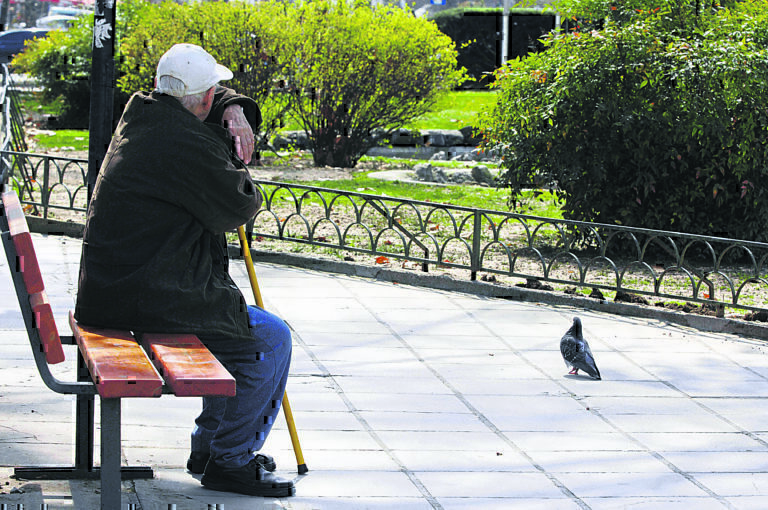 Συντάξεις Δημοσίου: Επιστροφές έως 8.556 ευρώ από την ΕΑΣ – Αναδρομικά και για τις συντάξεις χηρείας