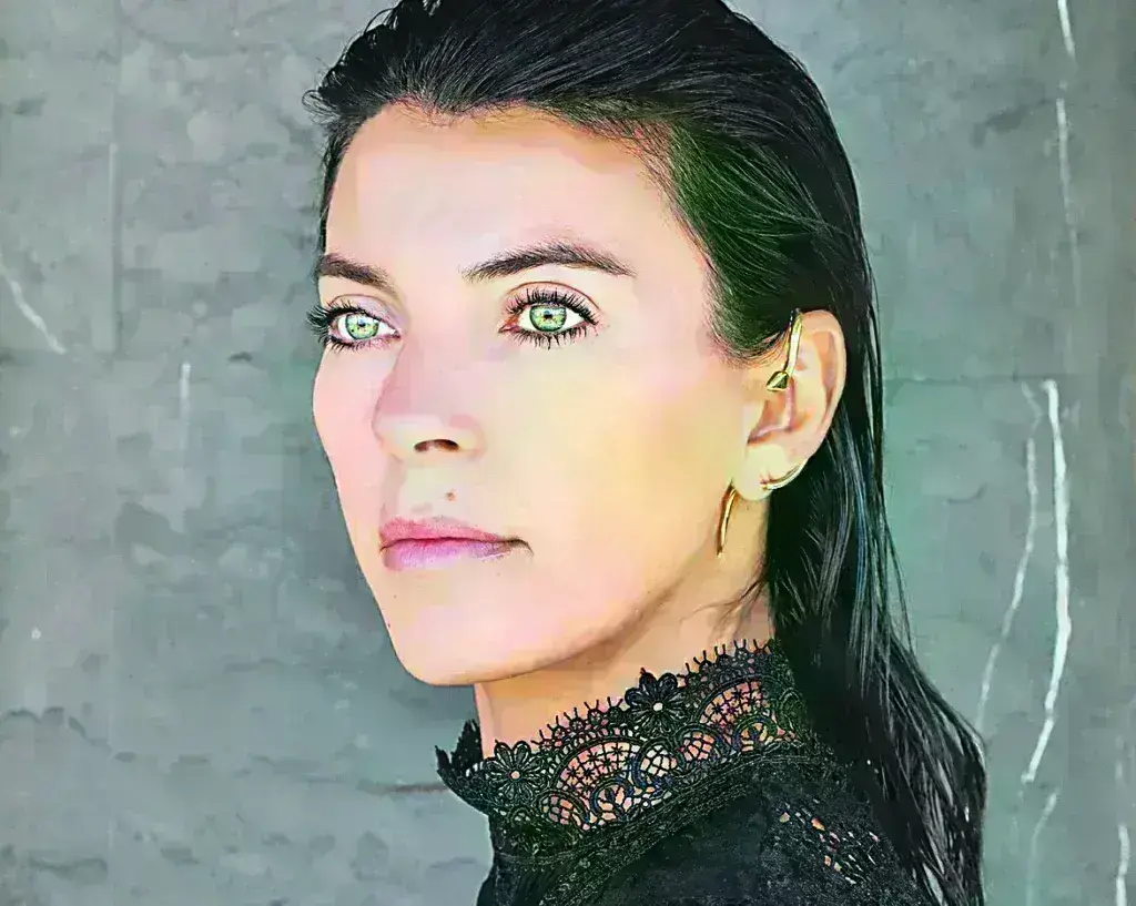 ΜΑΡΙΝΑ ΒΕΝΙΚΟΥ