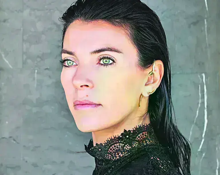 ΜΑΡΙΝΑ ΒΕΝΙΚΟΥ