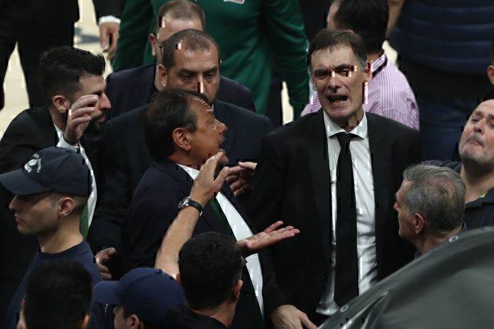 Παναθηναϊκός-Ολυμπιακός: Ένταση μεταξύ Αταμάν και Μπαρτζώκα [εικόνες]