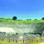 Ολικό το «λίφτινγκ» στο θέατρο Δωδώνης