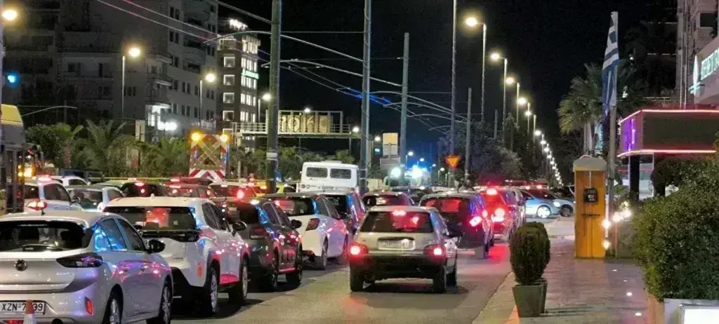 Σοβαρό τροχαίο στη Λεωφόρο Συγγρού