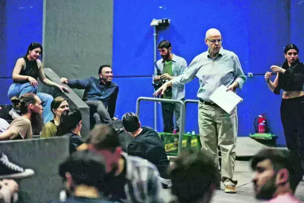 Γιάννης Χουβαρδάς