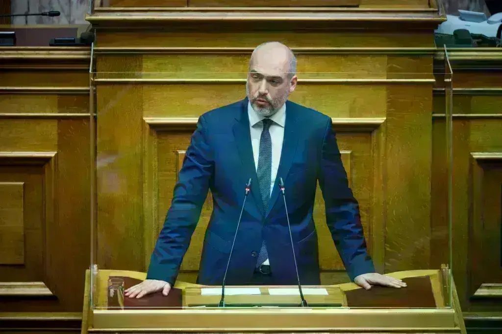 Ο Χριστόφορος Μπουτσικάκης γράφει στον ΕΤ για το διπλό διακύβευμα των Ευρωεκλογών