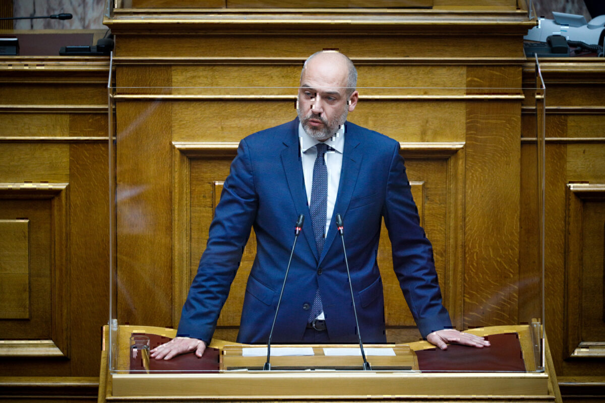 Ο Χριστόφορος Μπουτσικάκης γράφει στον ΕΤ για το διπλό διακύβευμα των Ευρωεκλογών